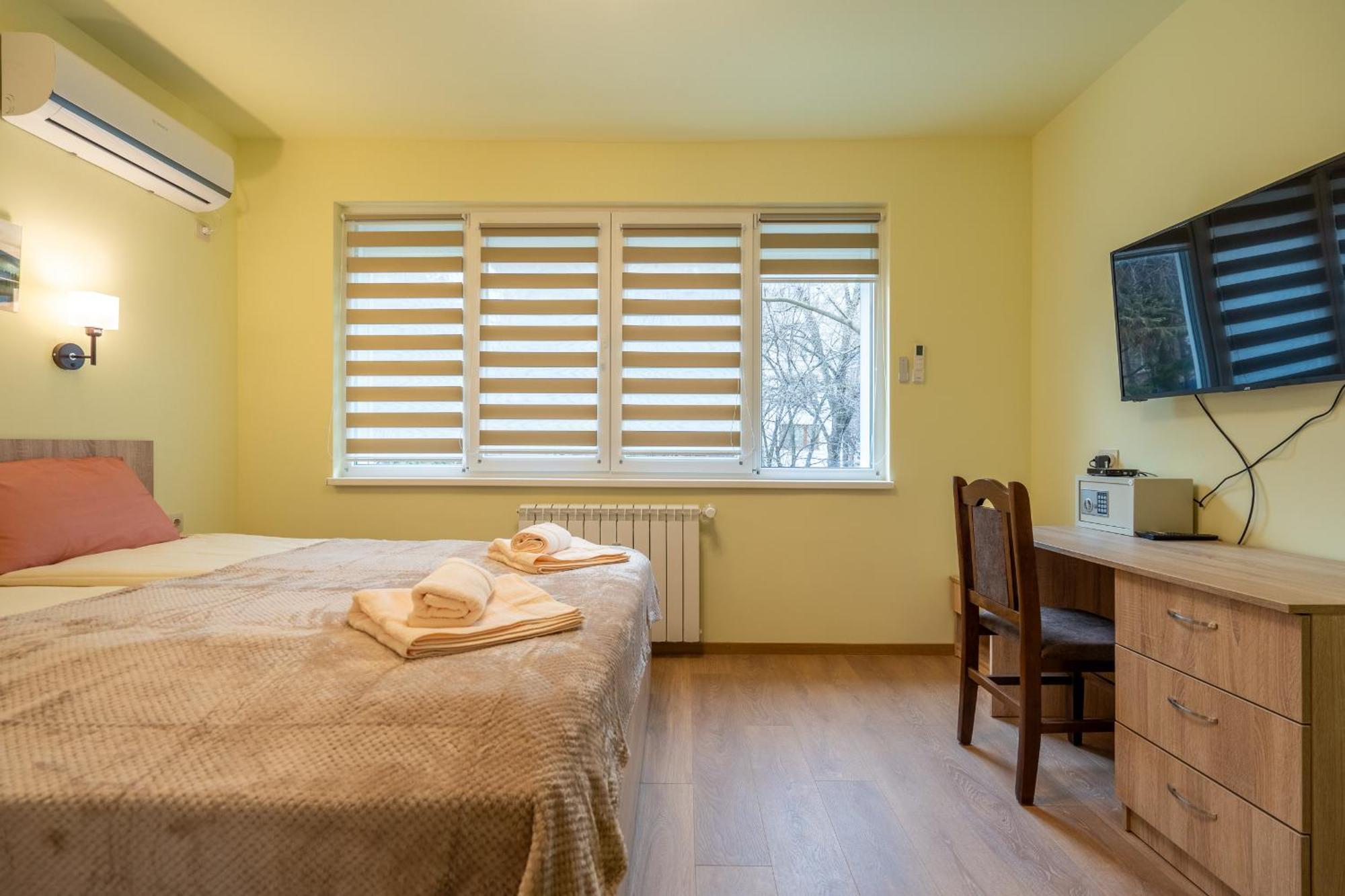 Top Location Central New & Spacious 3 Bdr Apt Medical Academy Sofia Exterior photo