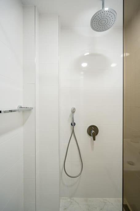 Top Location Central New & Spacious 3 Bdr Apt Medical Academy Sofia Exterior photo
